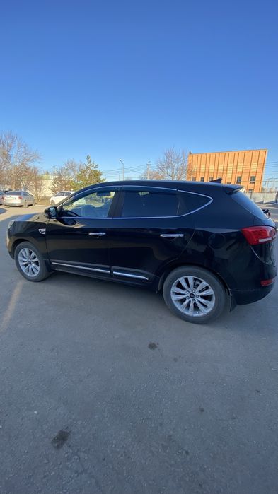 Продам автомобиль кроссовер