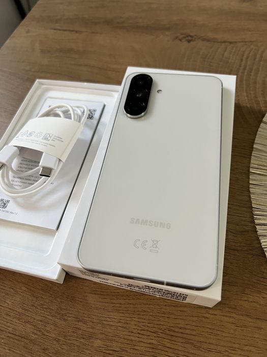 Samsung A56 5g cu garantie 2 ani