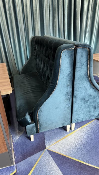 Диван для кафе бу