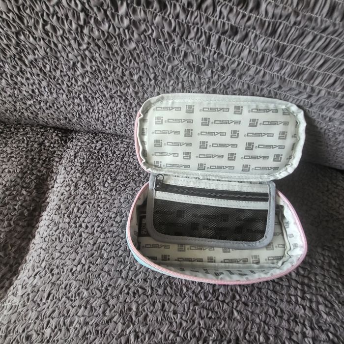 Школьный рюкзак с пеналом