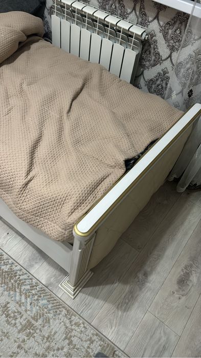 Продам Кровать почти новые