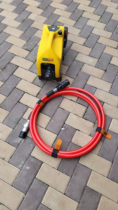 Pompa hidraulica pe acumulator