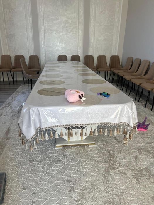 Стол стуля 15 штук для зала