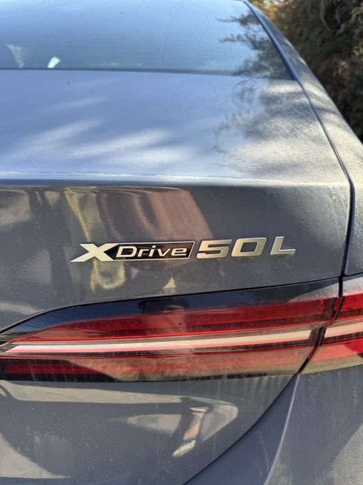 Bmw i5 50L холати идеал