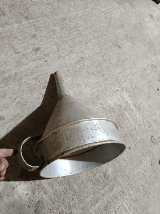 Pal ie aluminiu foarte mare