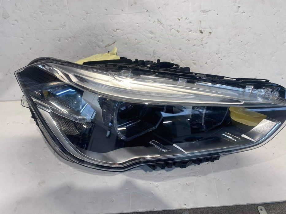 BMW X1 фар фарове LED lqv far farove