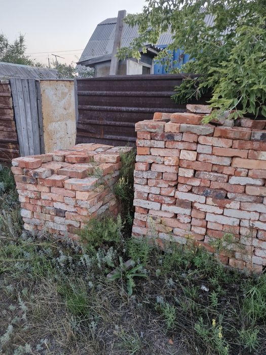 Продам кирпич новый и б/у