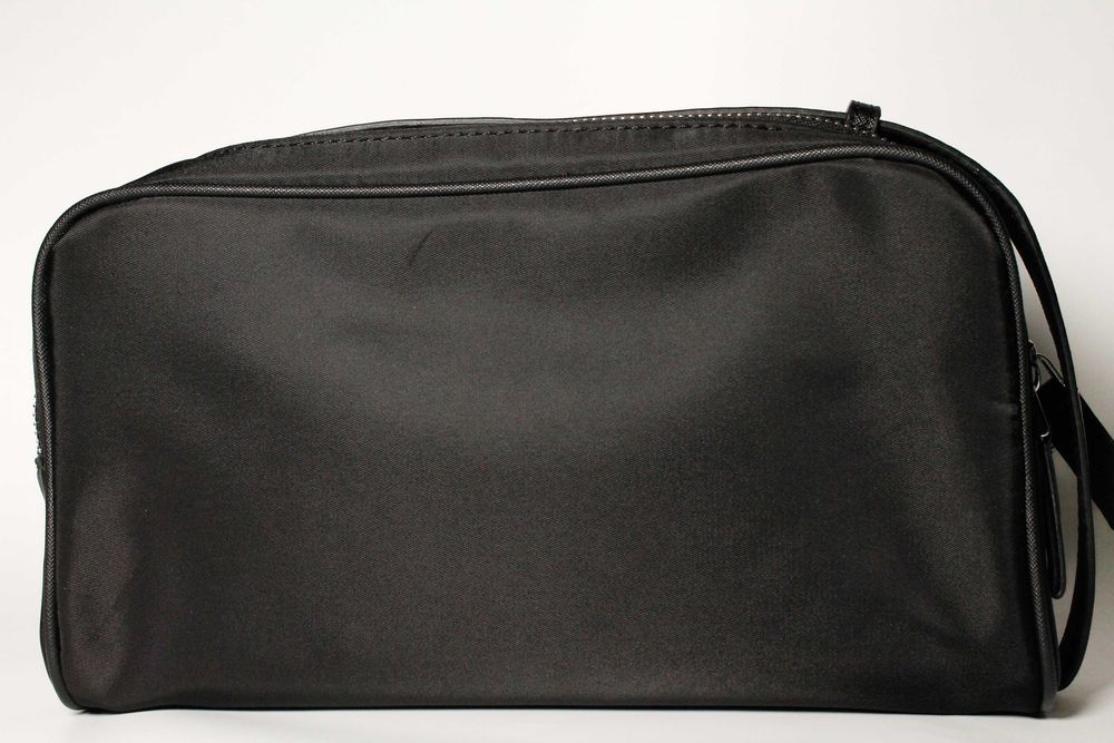 Geanta Prada barbati neagra material textil