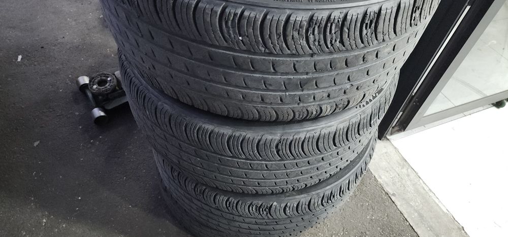 Kumho solius 235/55 r17
