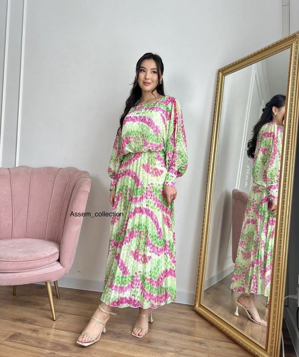 Вечернее необычно красивое платье