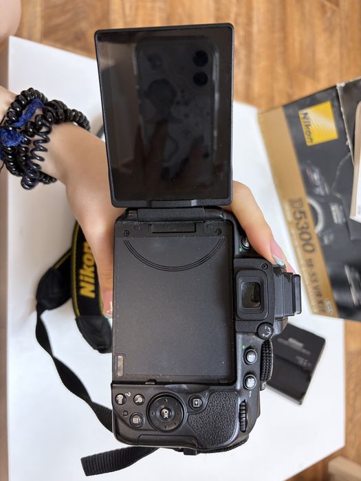 продам фотоаппарат Nicon D5300