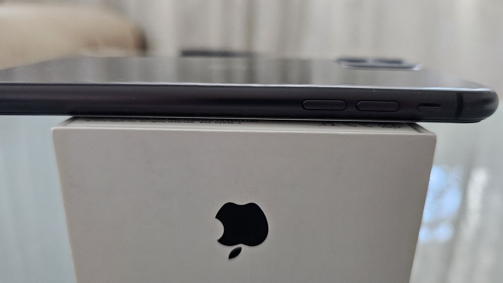 Iphone 11 128gb с коробкой