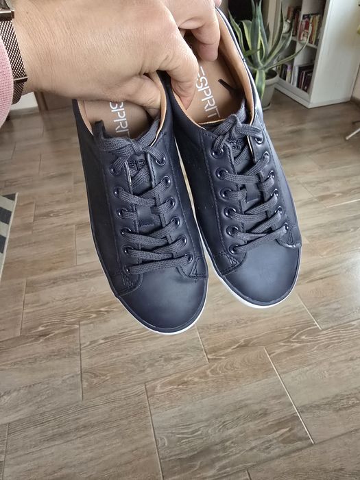 ESPRIT sneakers  ..