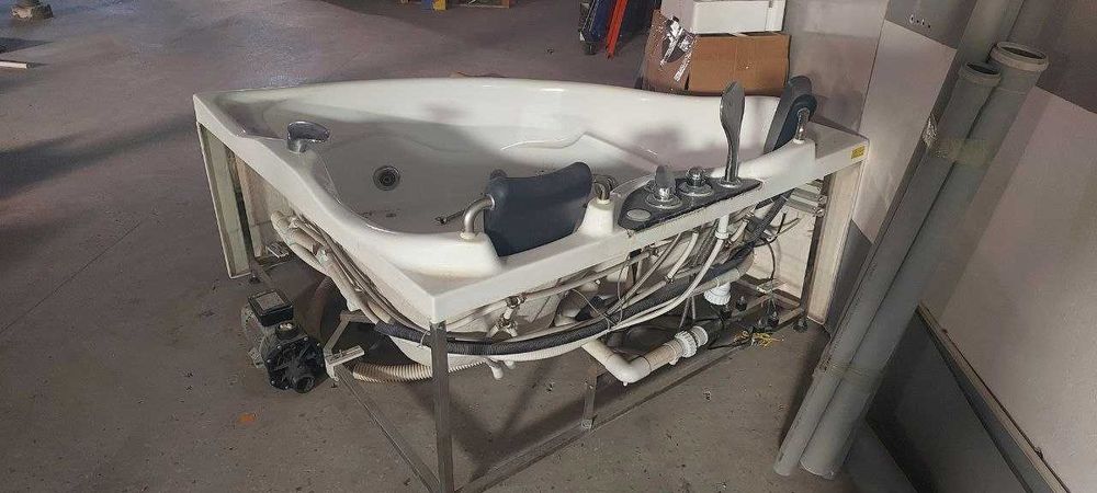 JAKUZZI в рабочим состояние
