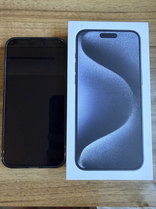 Продавам мобилен телефон iPhone 15 Pro Max Blu 512 GB