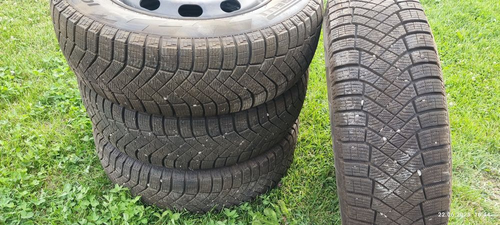Зимние шины Pirelli