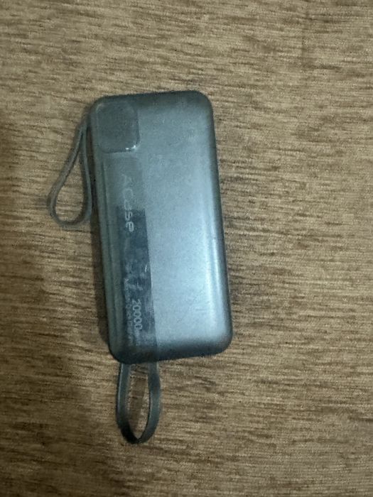 Продам мощный повер банк дёшево