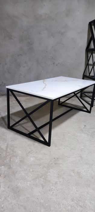 Журнальный столик в стиле лофт