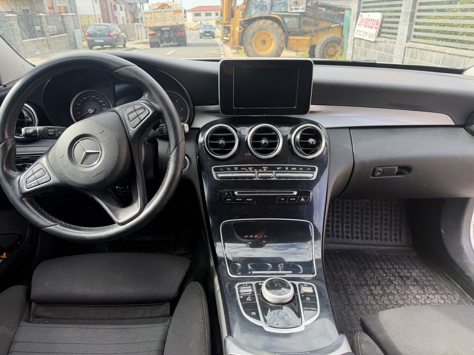 Mercedes C220 •Automata •Sirocou •Carlig• distributie schimbata