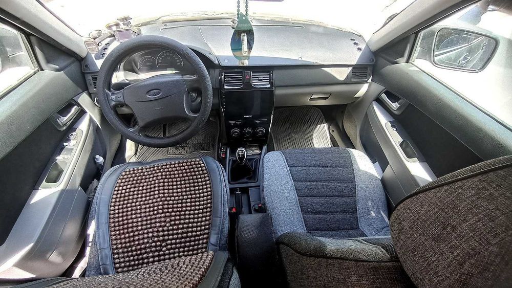 Lada Priora 1.6 Sedan