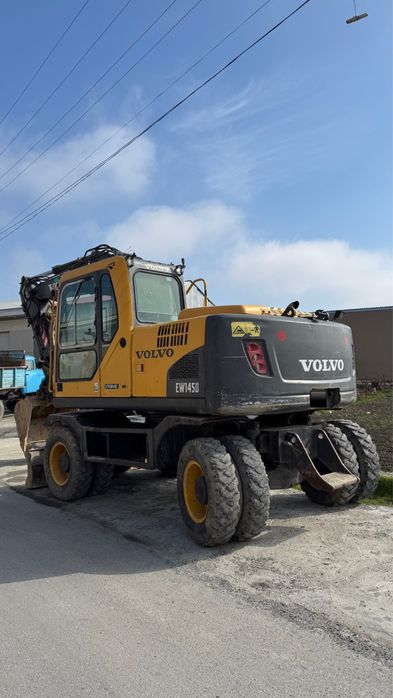 Volvo EW 145 Sotiladi