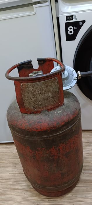 Газовый балон с вентилем