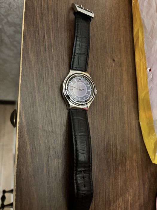 Часы Swatch irony