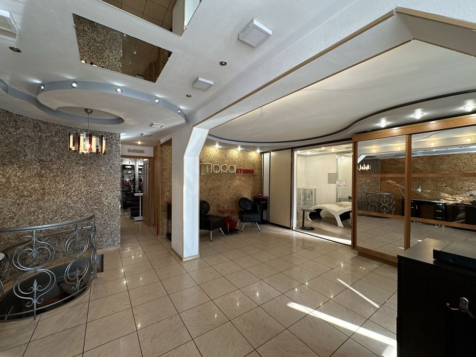 Продается салон красоты «Tiora»