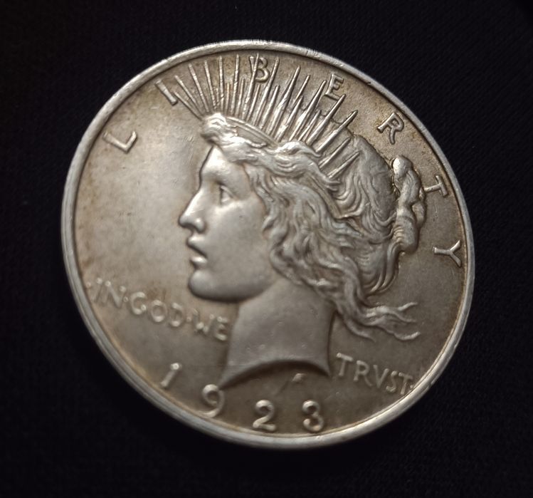 O veche monedă Argint