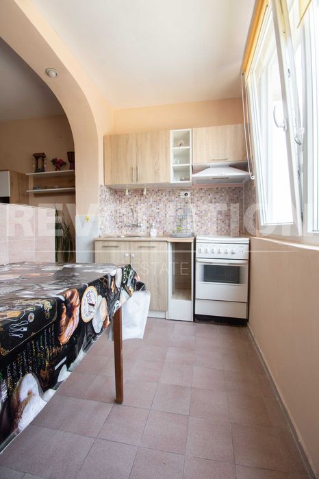 Дава се под наем Тристаен апартамент в София, Зона Б-5 - 75 кв.м за 450 € - Снимка #2