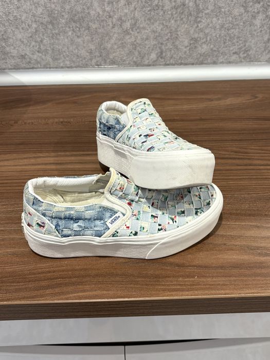 Женски обувки vans