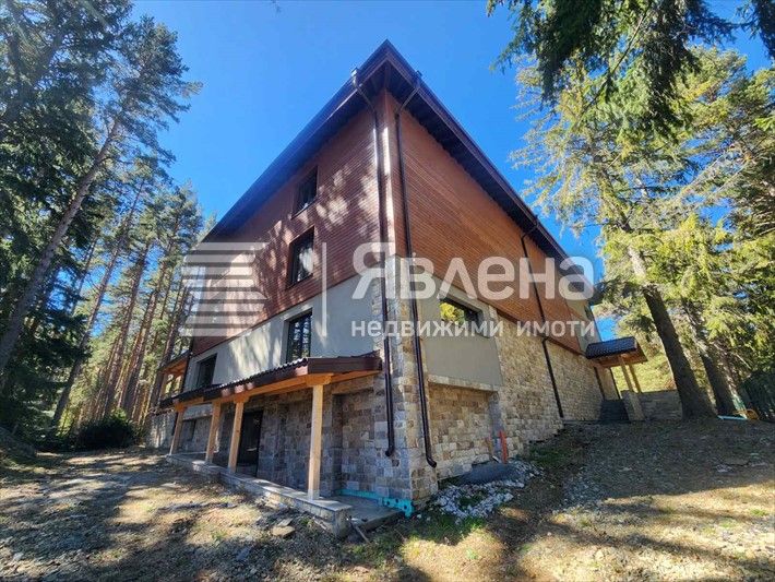 Продава се Къща в с. Бели Искър, Област София-област - 1006 кв.м за 596 €/кв.м - Снимка #2