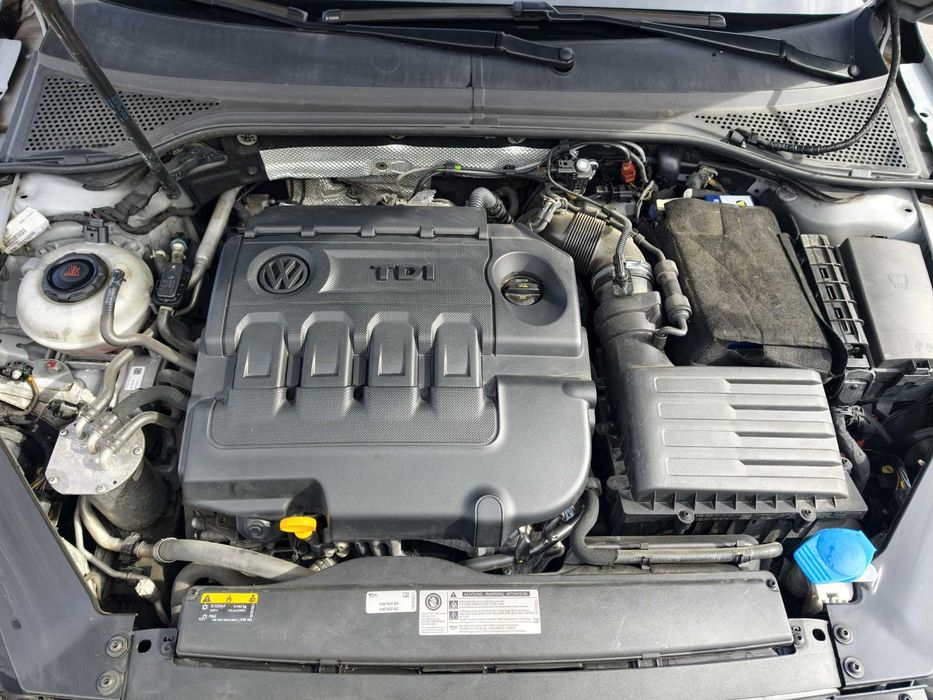 Vw passat b8 2.0tdi HIGHLINE Digital