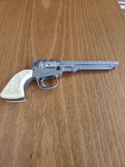 Ретро играчка винтидж пистолет   Кадет/Cadet