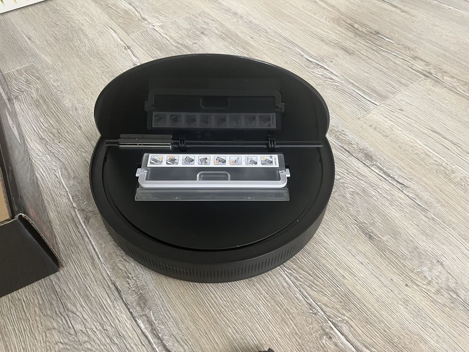 Робот-пылесос Tefal Explorer Serie 60 RG7455WH Black