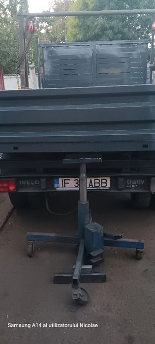 Benă nouă iveco basculabilă