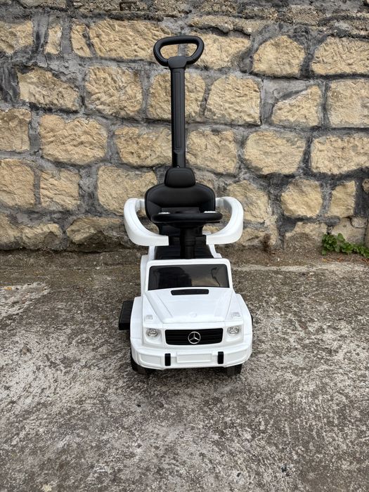Кола за бутане Mercedes със сенник