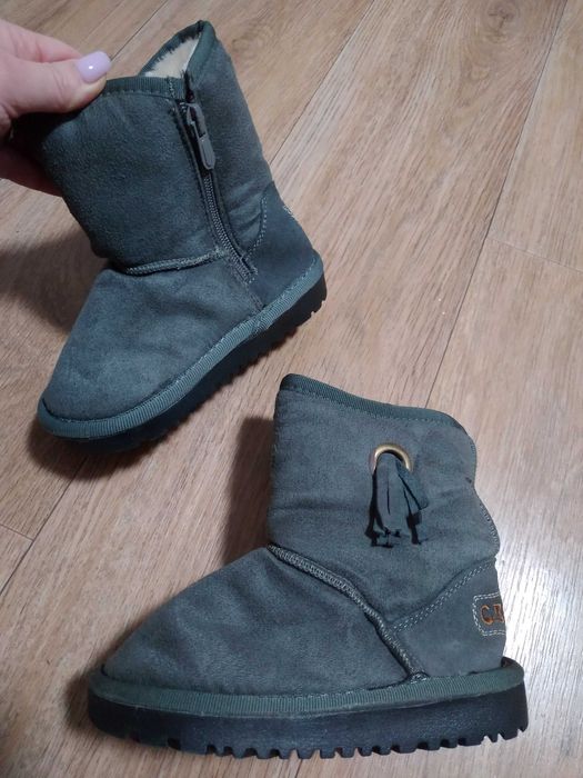 Уги детские 26 р новые