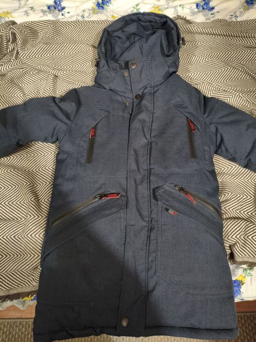 Продам детские куртки 3000 и 5000