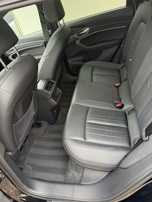 Audi e-tron 55 Quattro 2021 | 408 CP | Piele | Full Electric | Impecabil