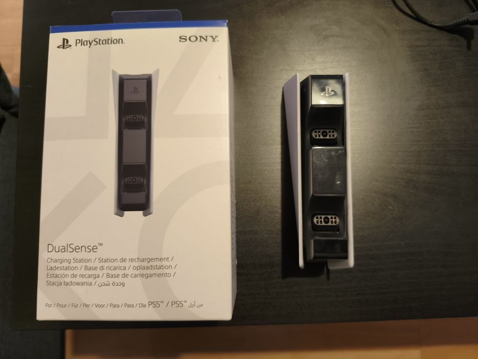 Зарядна станция за Dualsense контролери на Playstation 5