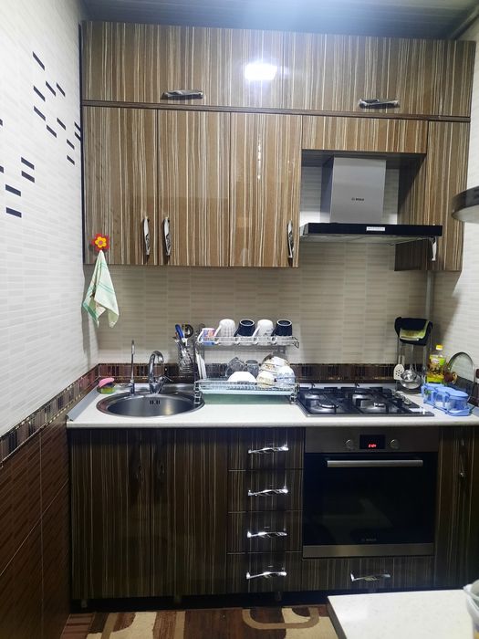 Срочно продаётя Юнусабад-18  3/2/4  кирпич, с оличном евроремонтом.