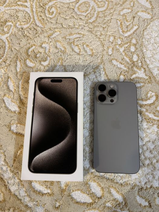 Продам Айфон 15 про макс 256