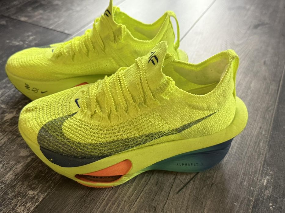 Nike alpha fly 3