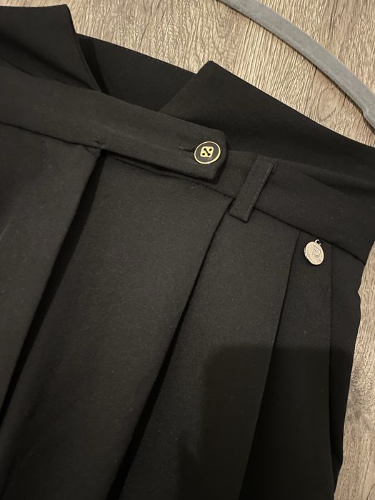 НАМАЛЕН! Черен панталон с широк крачол