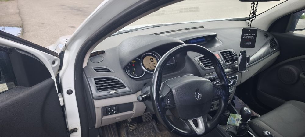 Vând Renault Megane 3 1.5dci