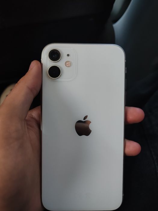 Продам IPhone 11