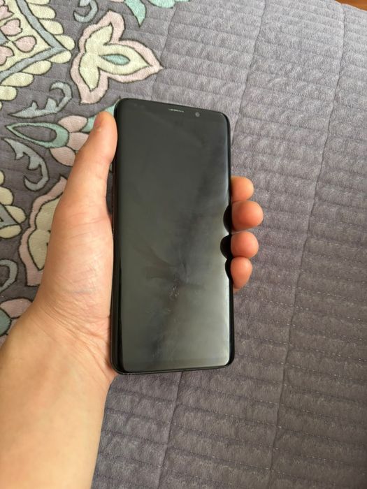 Samsung s9plus продам