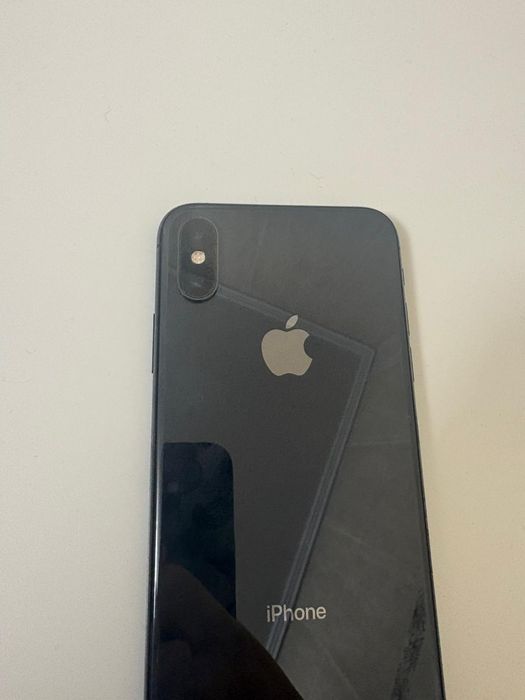 Vând iPhone XS - 64 GB