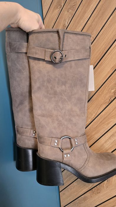 Нови ботуши H&M / етикет